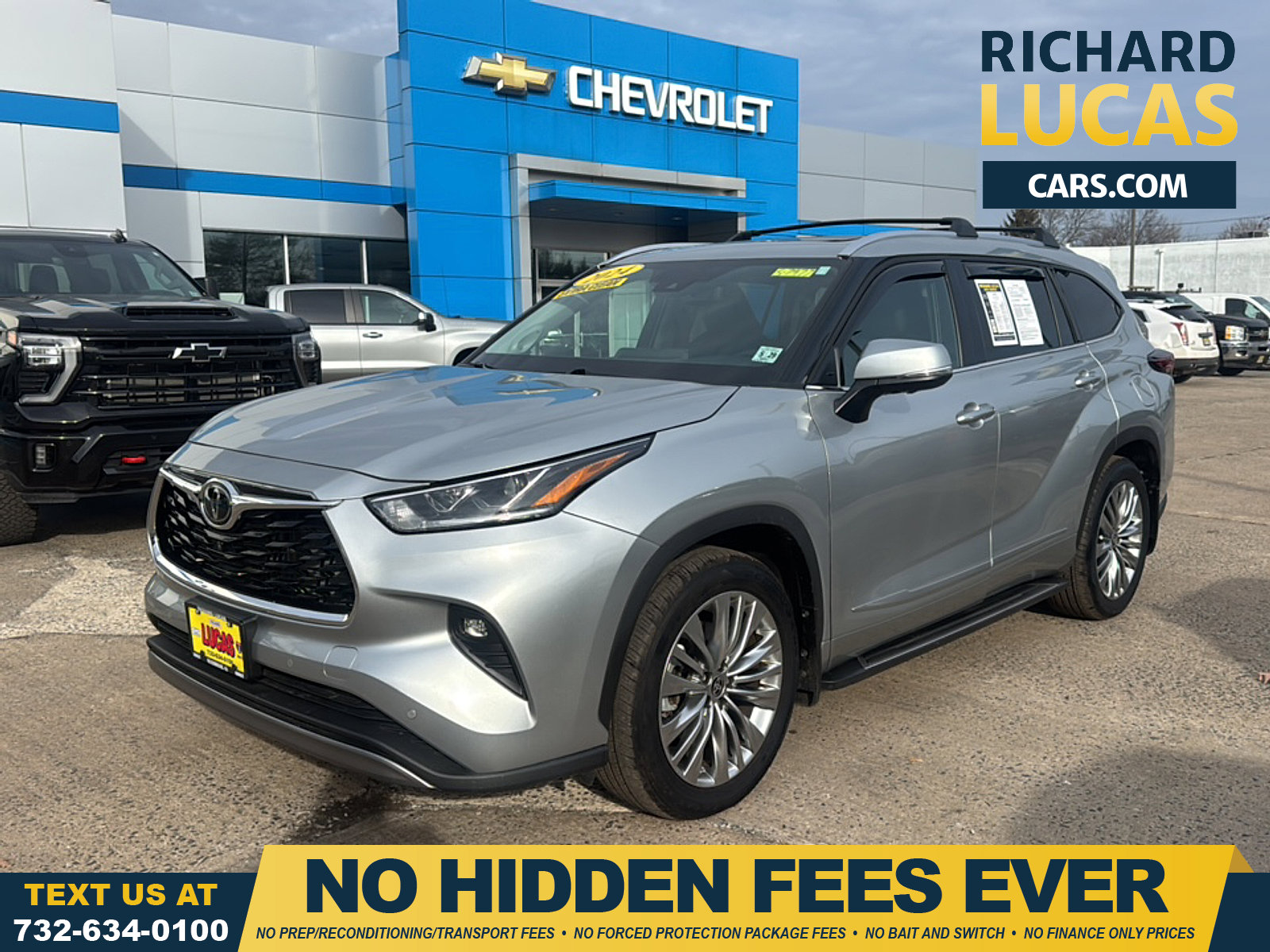 2024 Toyota Highlander Platinum's photo