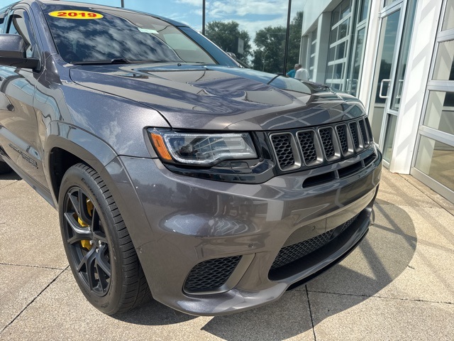 2019 Jeep Grand Cherokee Trackhawk photo 2