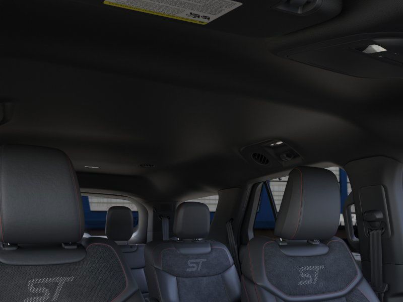 2025 Ford Explorer ST photo 17