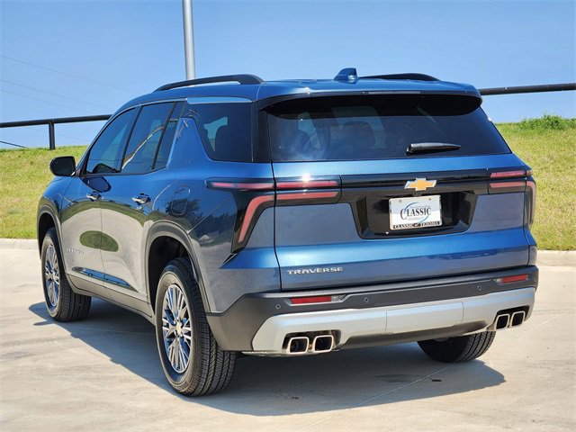 2026 Chevrolet Traverse photo 5