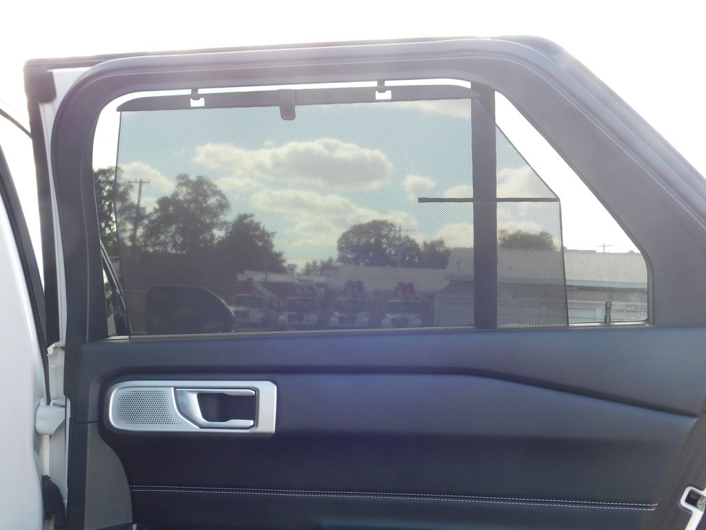 2021 Ford Explorer ST photo 18