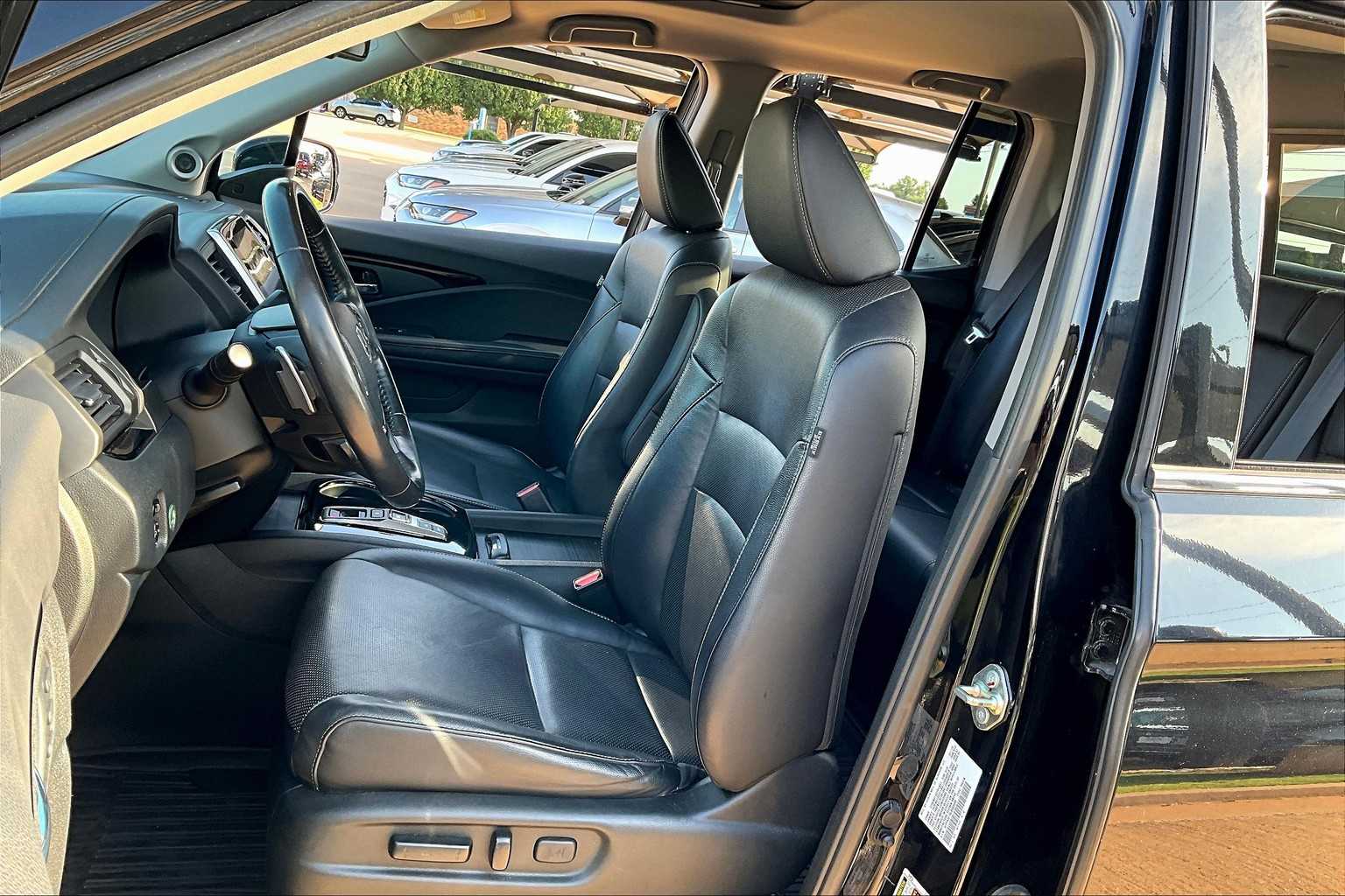 2020 Honda Ridgeline RTL-E photo 7