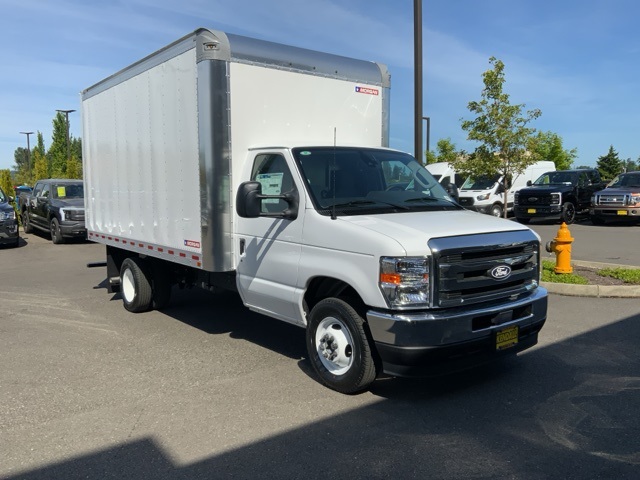 2026 Ford E-350 Base photo 3