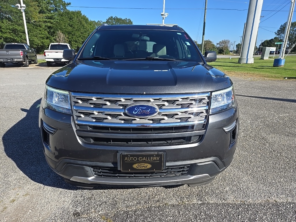 2018 Ford Explorer XLT photo 2