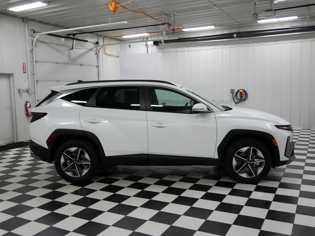 Certified 2025 Hyundai Tucson SEL Convenience with VIN 3KMJCCDE0SE008240 for sale in Rochester, Minnesota