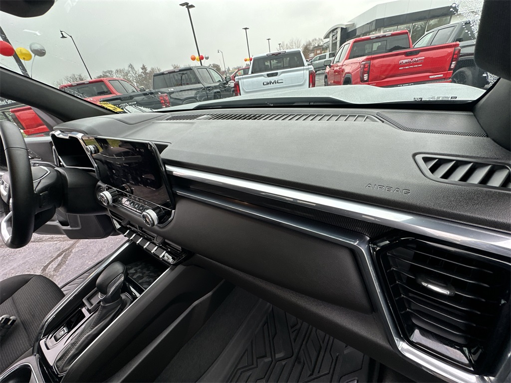 2024 GMC CANYON - Image 21