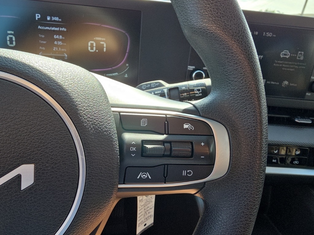 2024 Kia Sportage LX photo 16