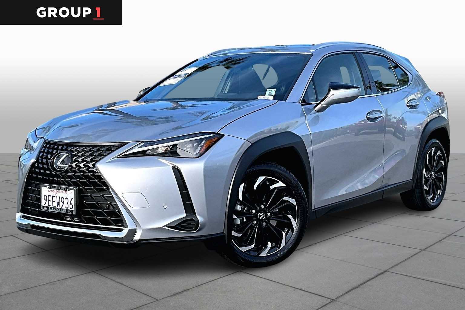 2023 Lexus UX Hybrid 250h's photo
