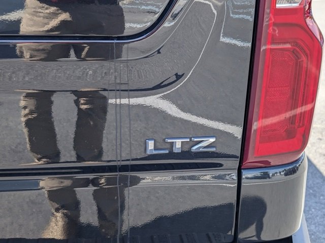 2021 Chevrolet Silverado 1500 LTZ photo 6