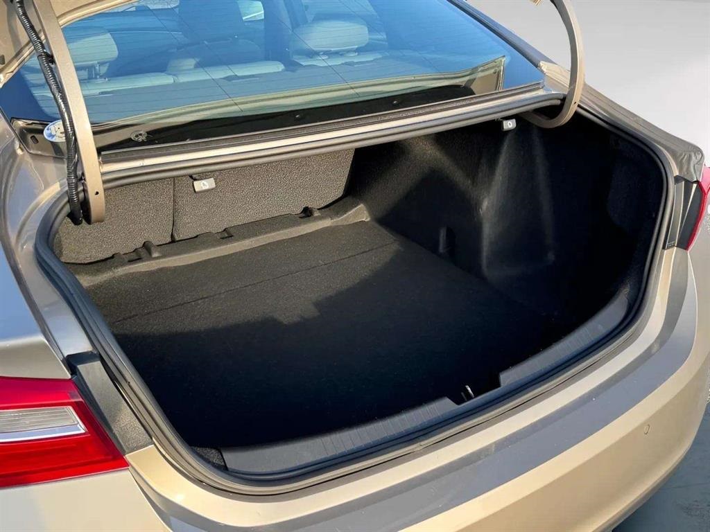 2024 Chevrolet Malibu 1LT photo 15