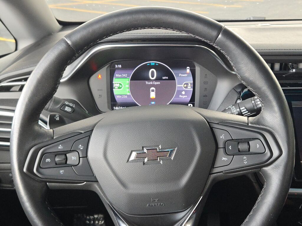 2023 Chevrolet Bolt EV 2LT photo 29