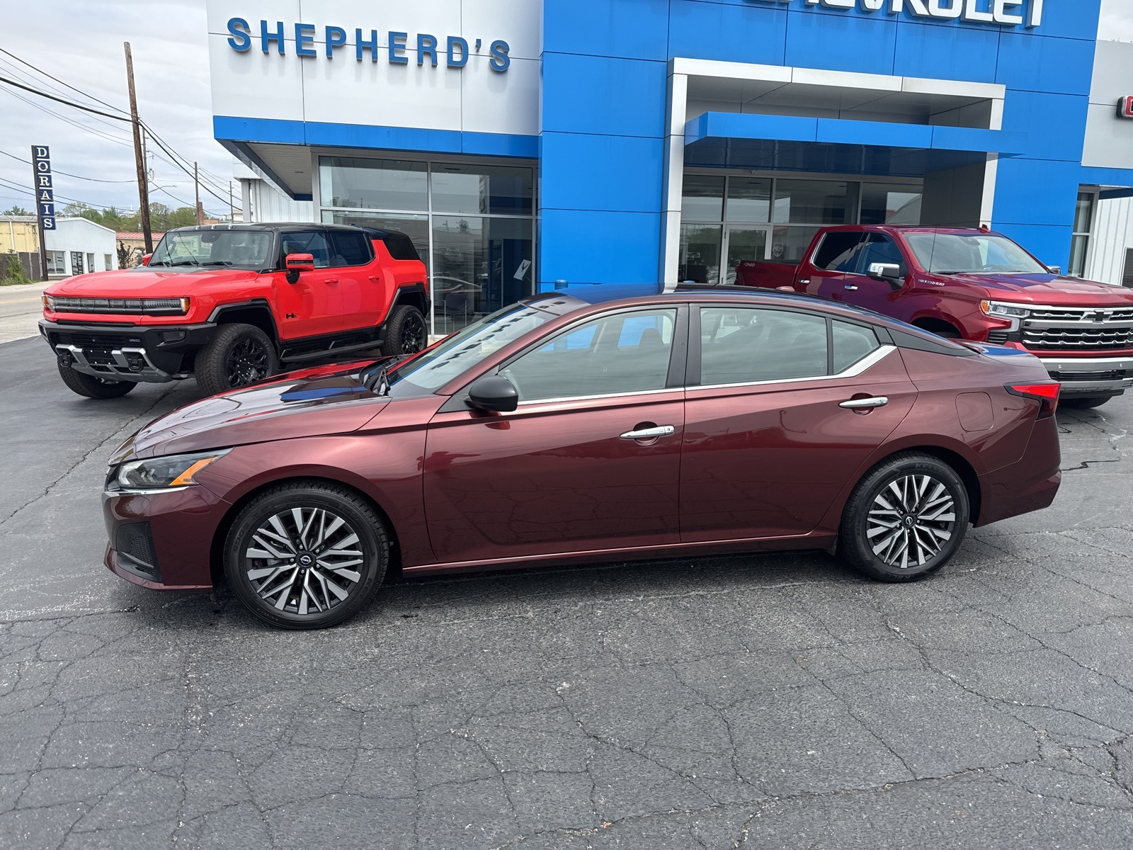 2024 Nissan Altima 2.5 SV photo 2