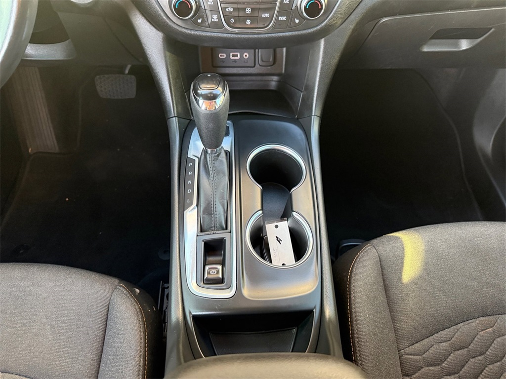 2020 Chevrolet Equinox LT photo 11