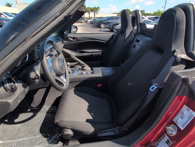 2025 Mazda MX-5 Miata Miata Sport photo 4