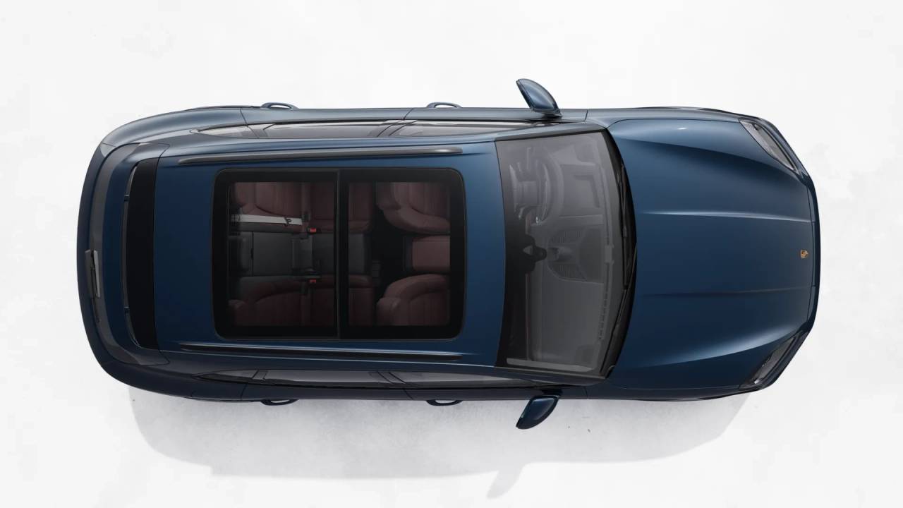 2025 Porsche Cayenne GTS photo 5