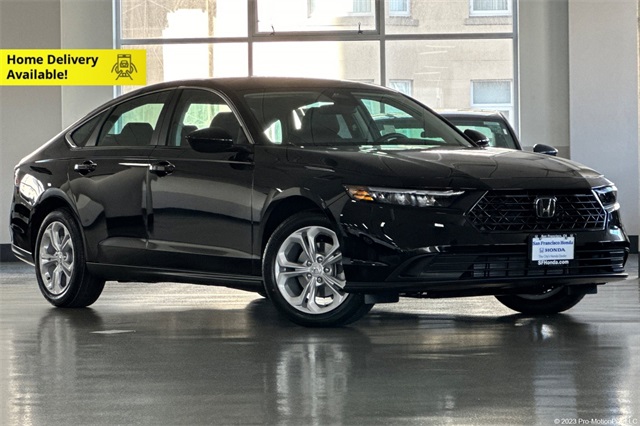 2025 Honda Accord LX's photo