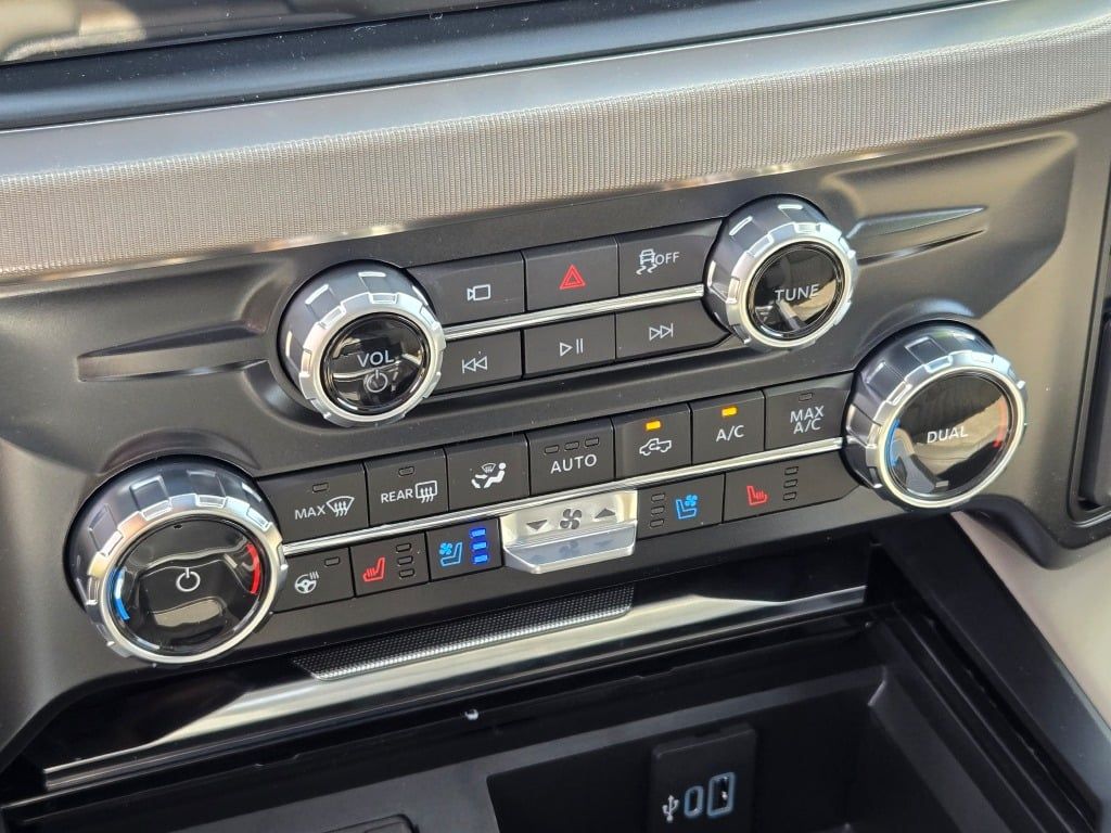 2026 Ford F-250 photo 29