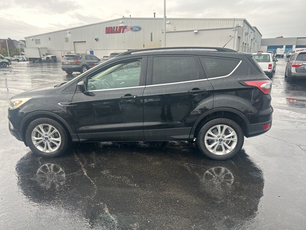 2017 Ford Escape SE photo 3