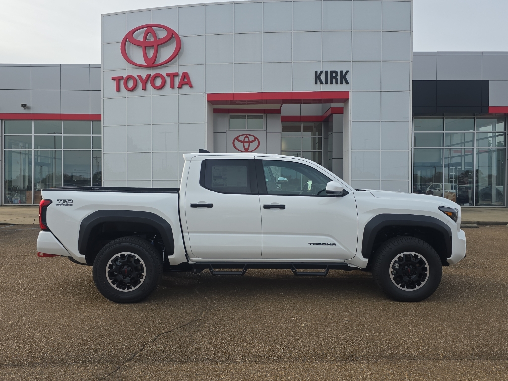 2025 Toyota Tacoma TRD Off Road's photo