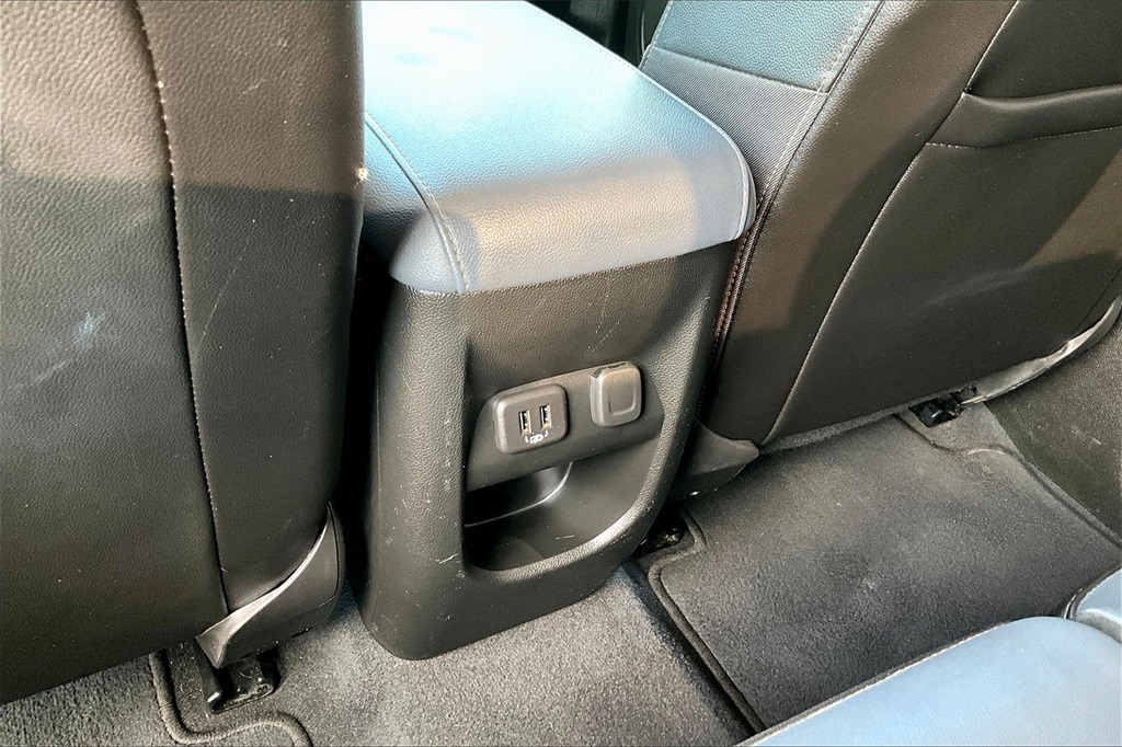 2022 Chevrolet Colorado Z71 photo 11