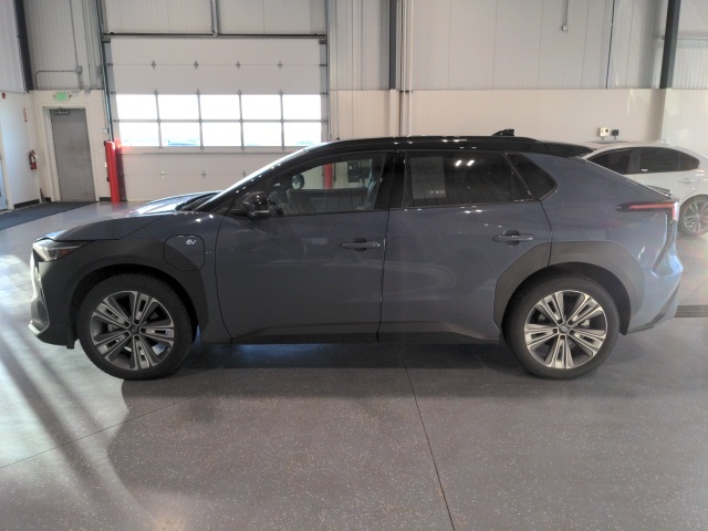 2023 Subaru Solterra Limited XT photo 4