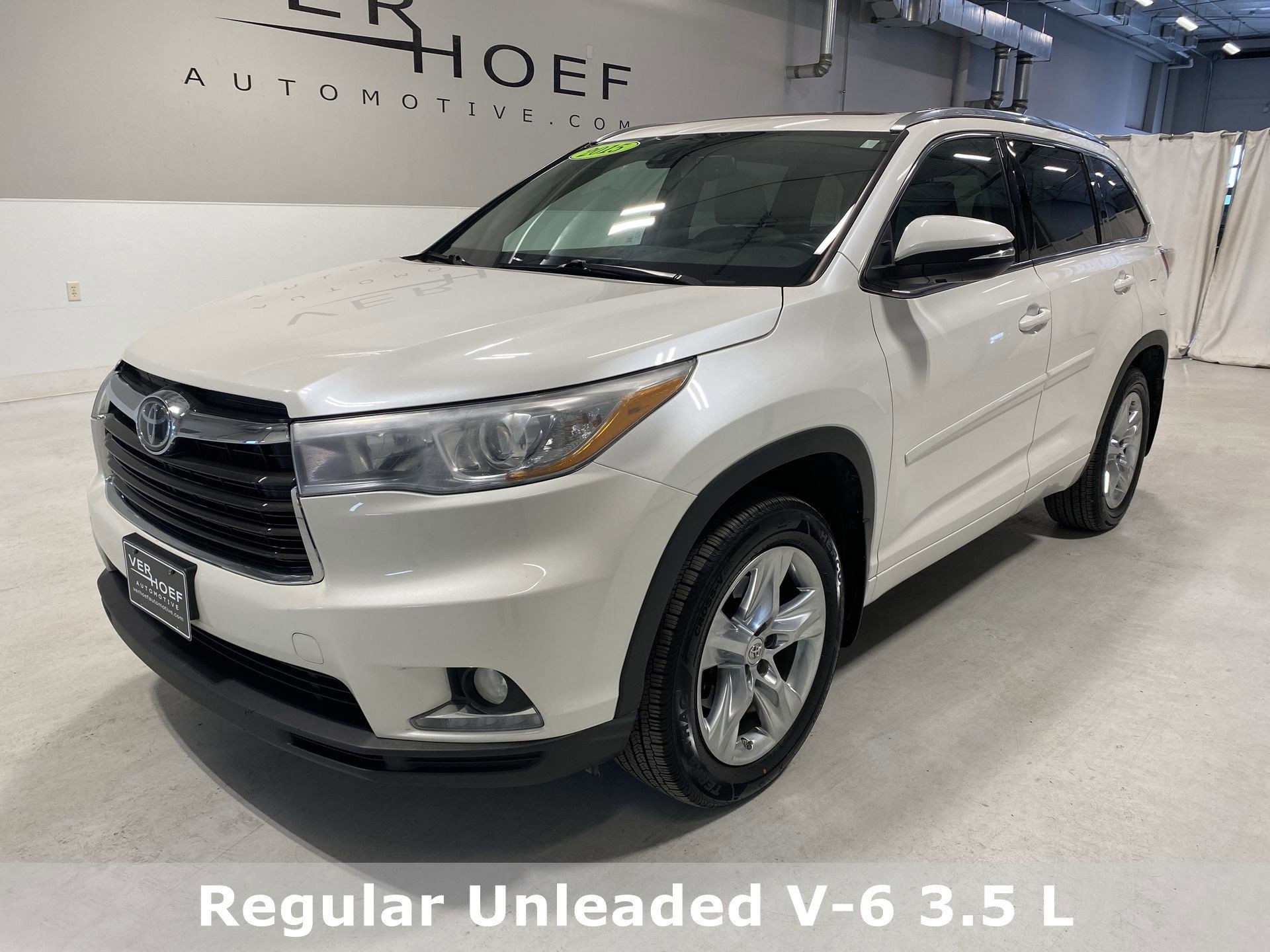 2015 Toyota Highlander Limited Platinum's photo