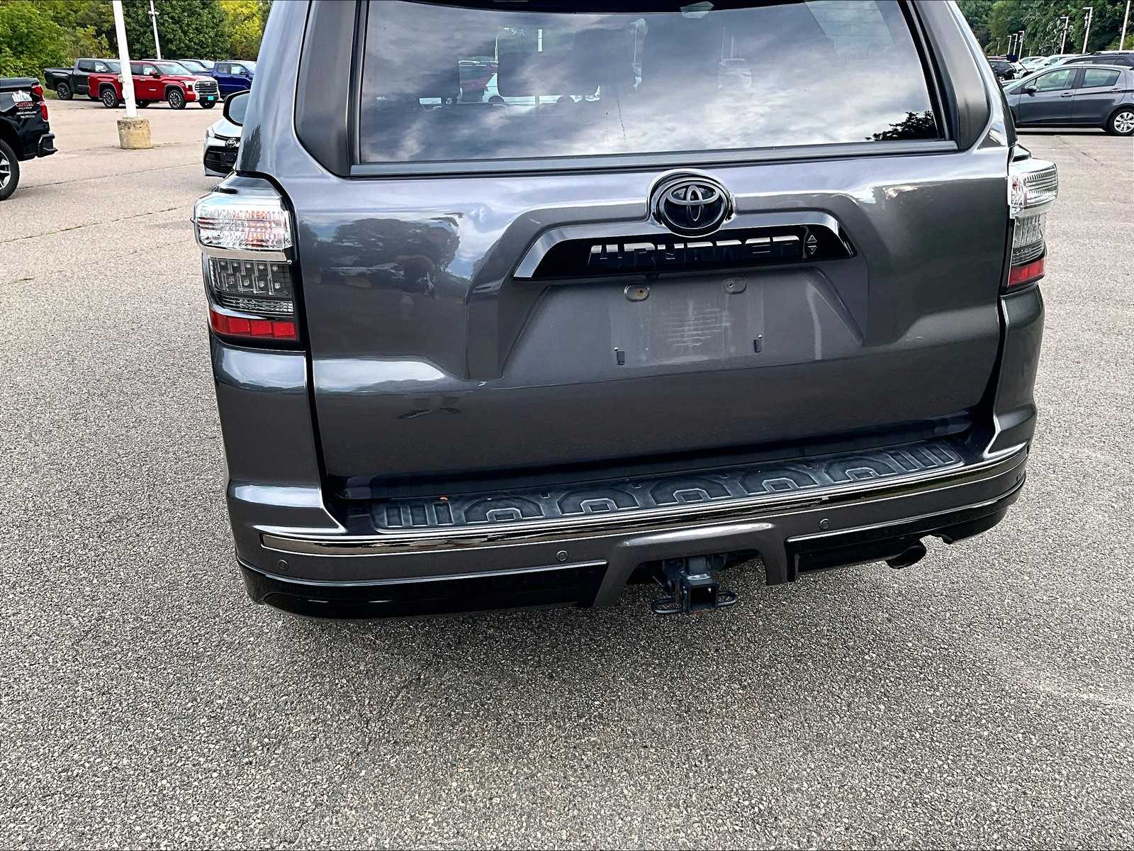 2021 Toyota 4Runner Nightshade Edition photo 7