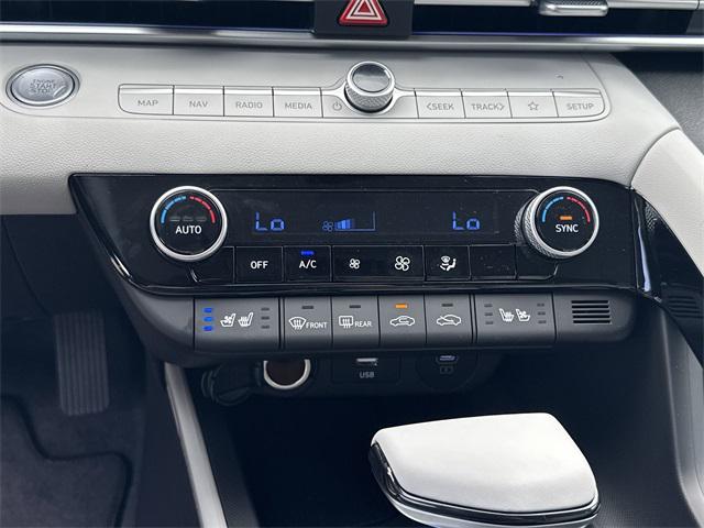 2025 Hyundai Elantra Hybrid Limited photo 29