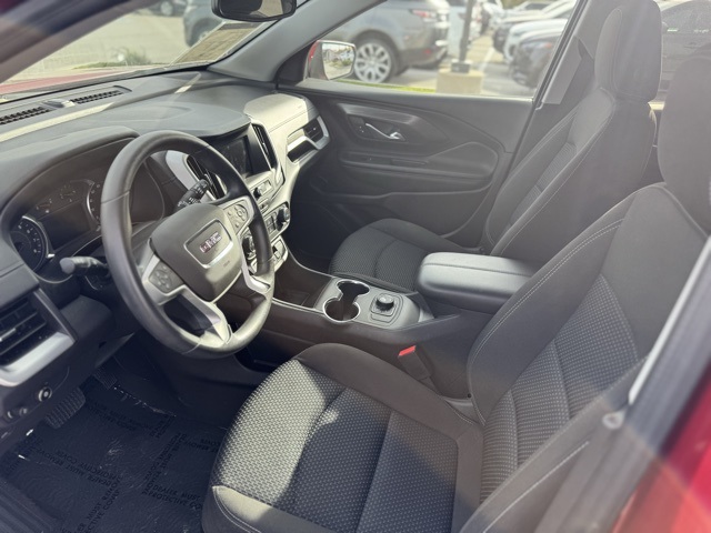2024 Gmc Terrain SLE photo 3