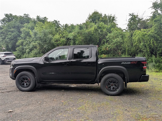 2025 Nissan Frontier PRO-4X photo 6