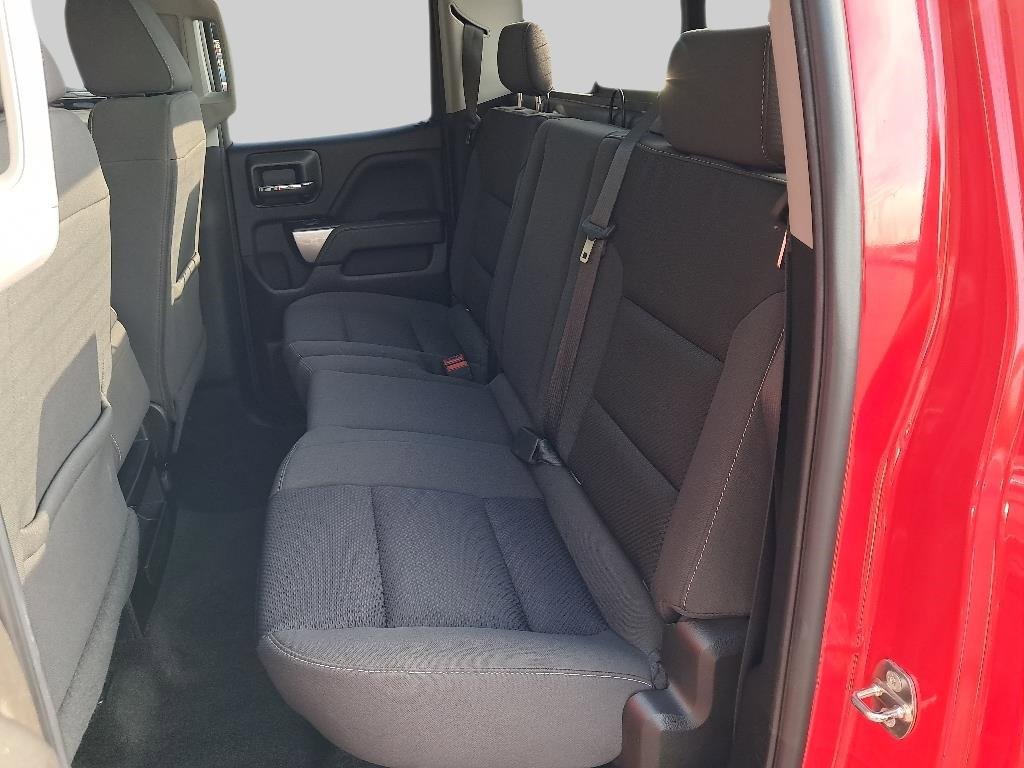 2018 Chevrolet Silverado 1500 LT photo 9