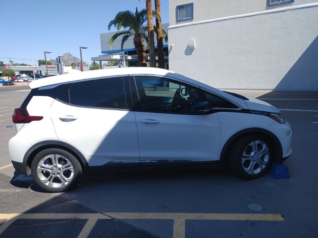 2020 Chevrolet Bolt EV photo 2