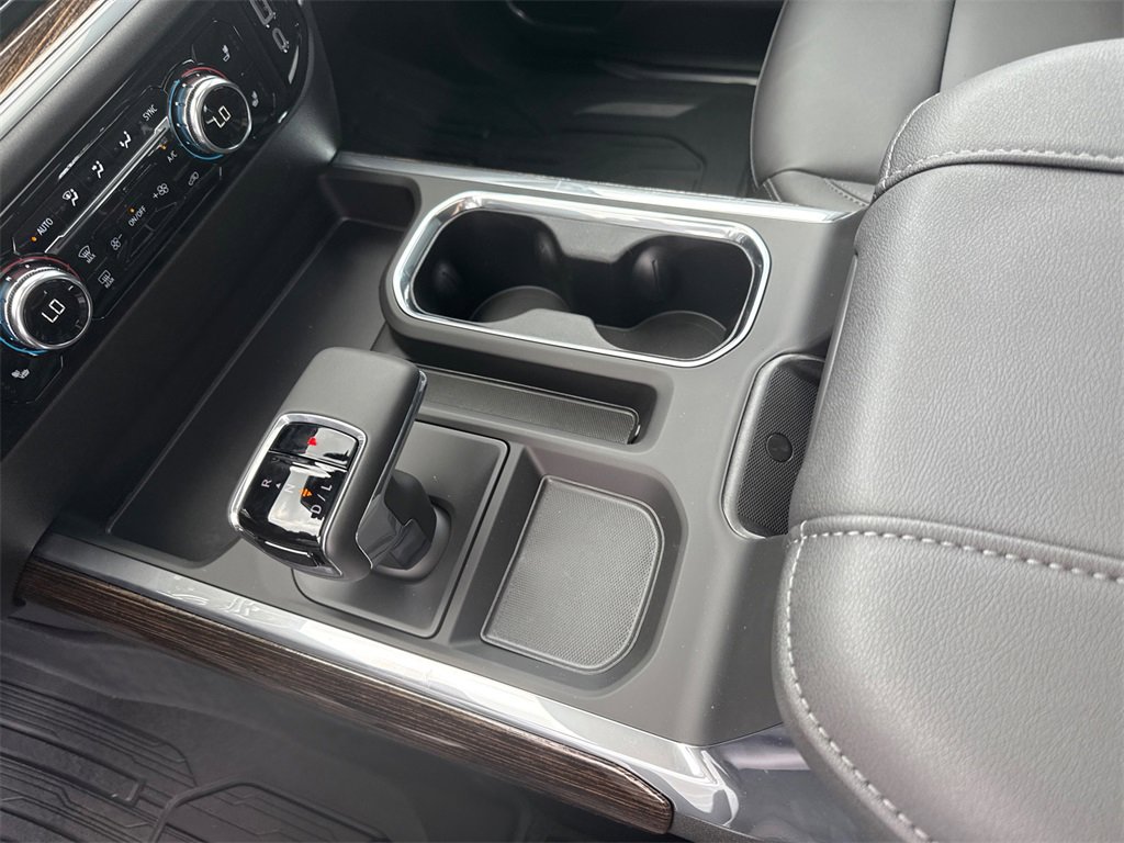 2026 GMC SIERRA - Image 25