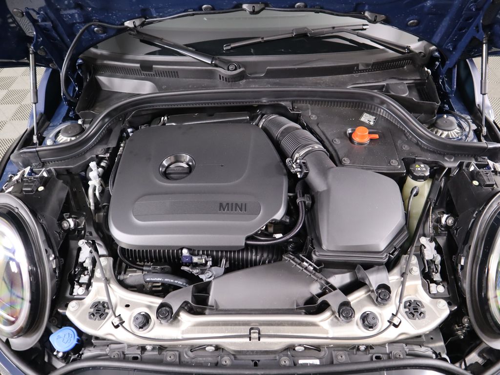 2026 Mini Cooper 4 Door Hardtop S Iconic photo 26