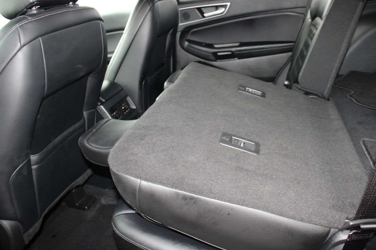 2024 Ford Edge SEL photo 38