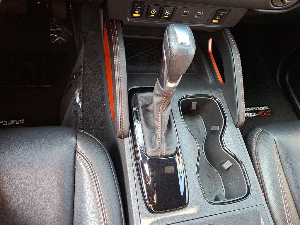 2024 Nissan Frontier PRO-4X photo 22