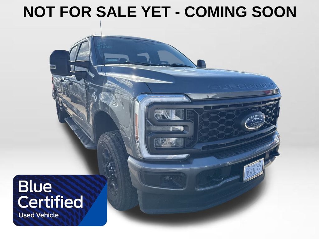 2024 Ford F-350 Super Duty XL's photo