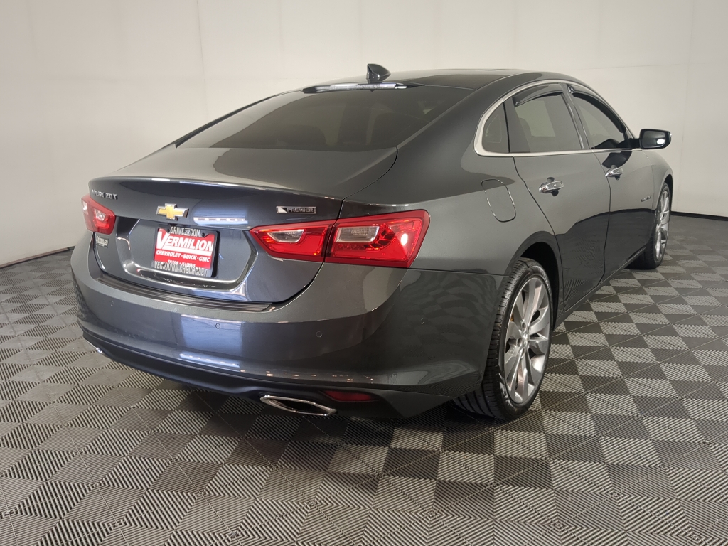 2017 Chevrolet Malibu Premier photo 9