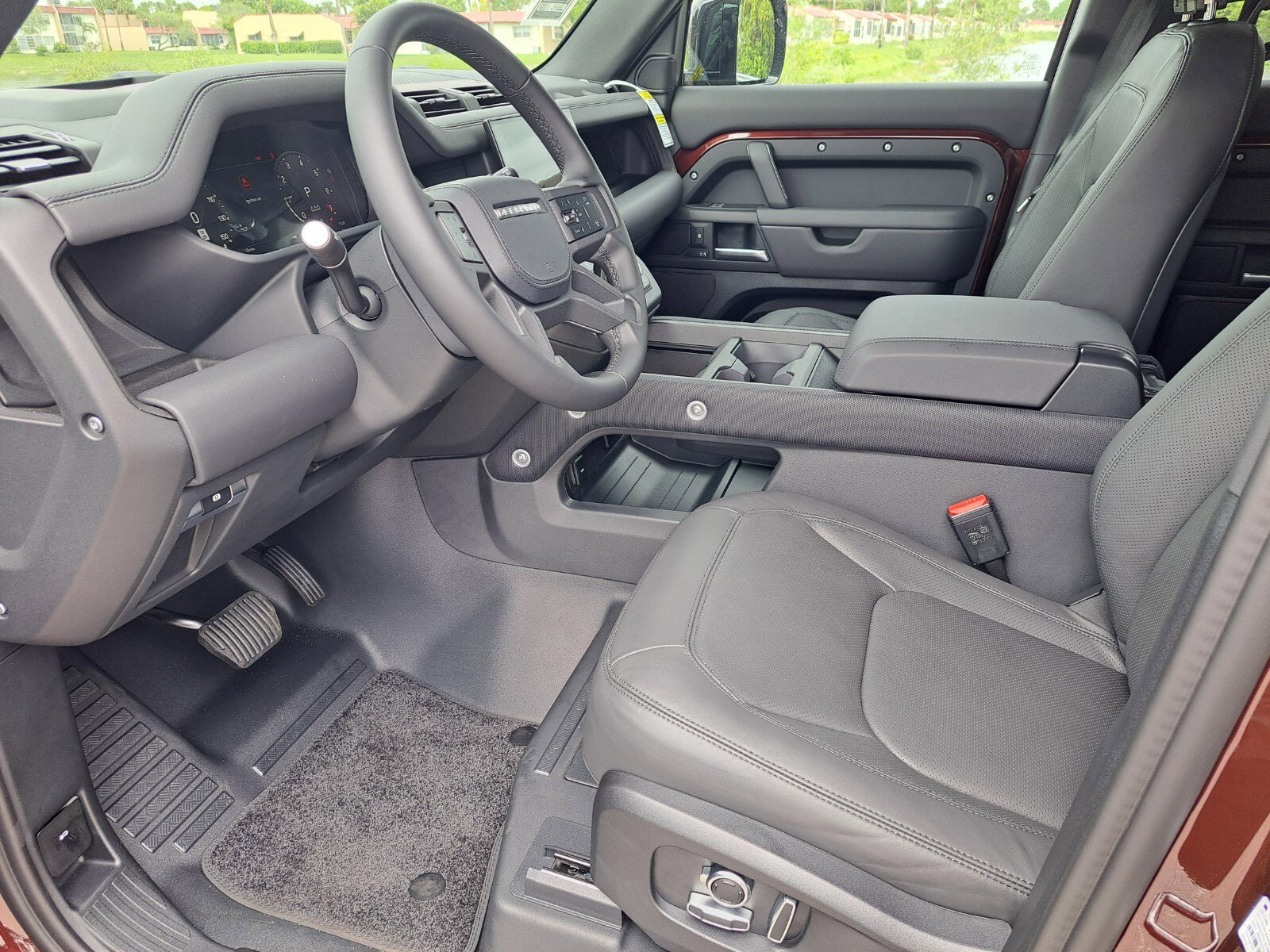 2025 Land Rover Defender Outbound photo 5