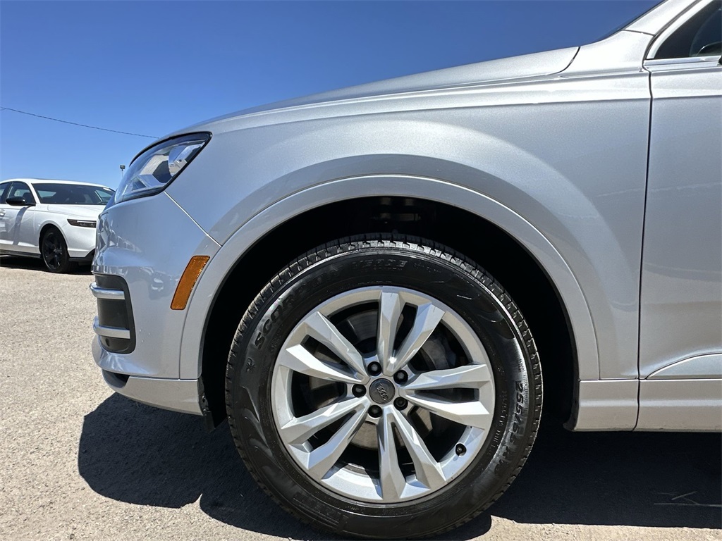 2019 Audi Q7 55 Premium photo 18