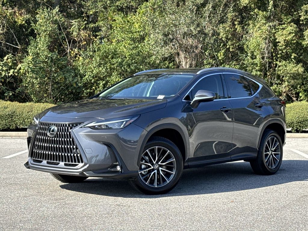 2025 Lexus NX Hybrid 350h's photo