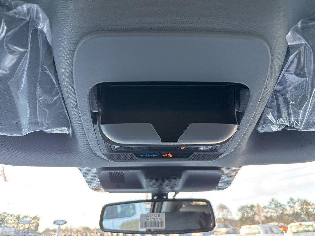 2025 Ford F-150 XLT photo 38