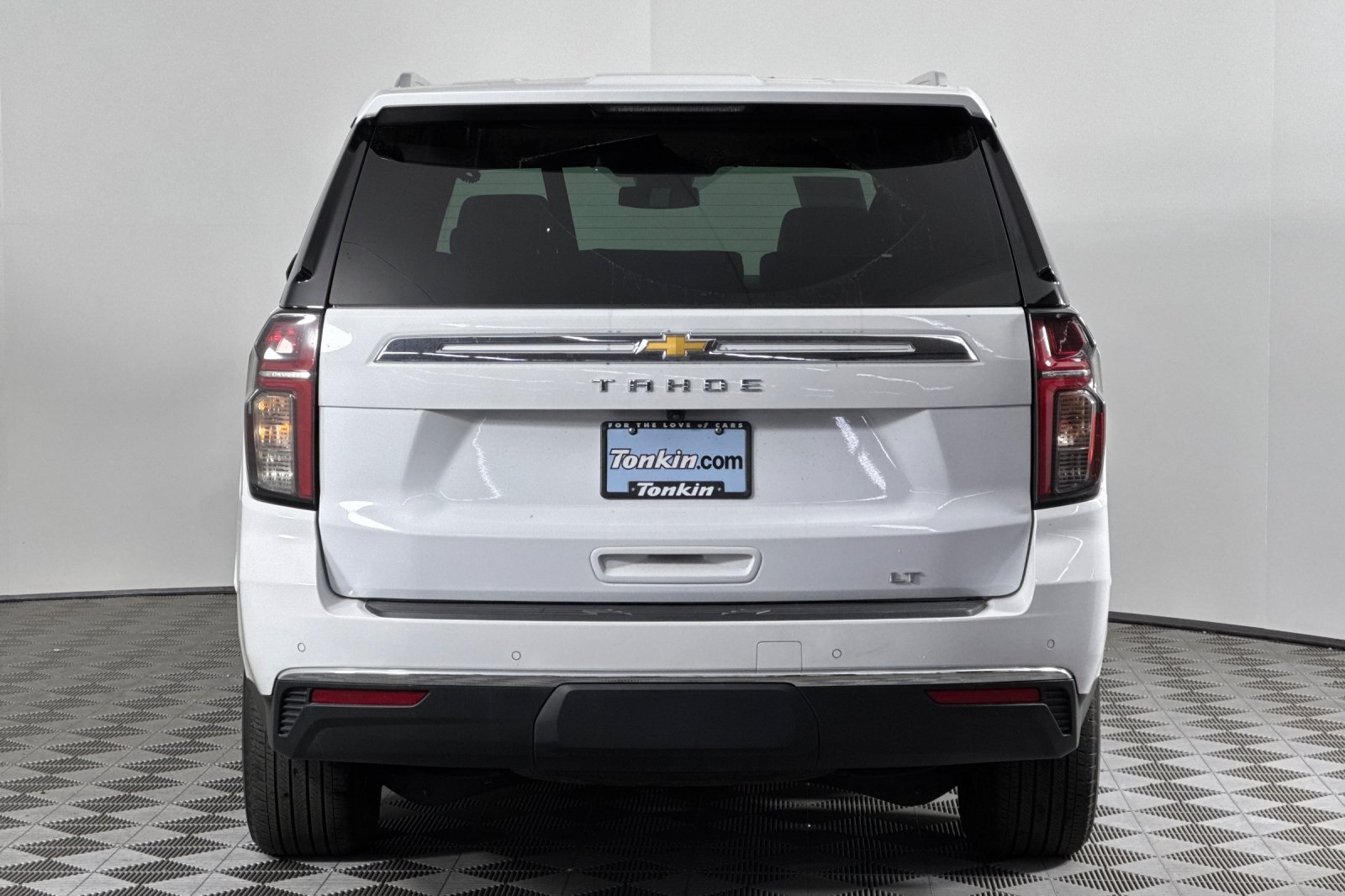 2023 Chevrolet Tahoe LT photo 4