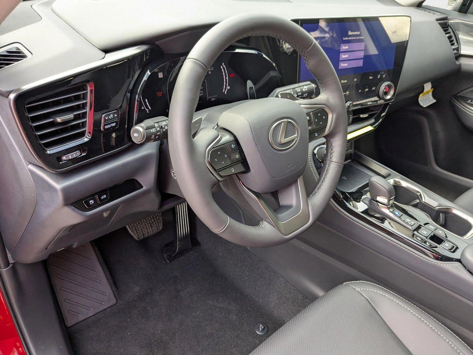 2025 Lexus NX 350 Premium photo 3