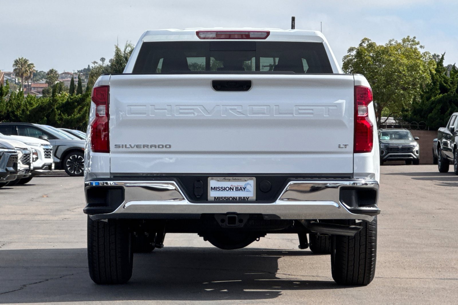 2025 Chevrolet Silverado 1500 LT photo 5