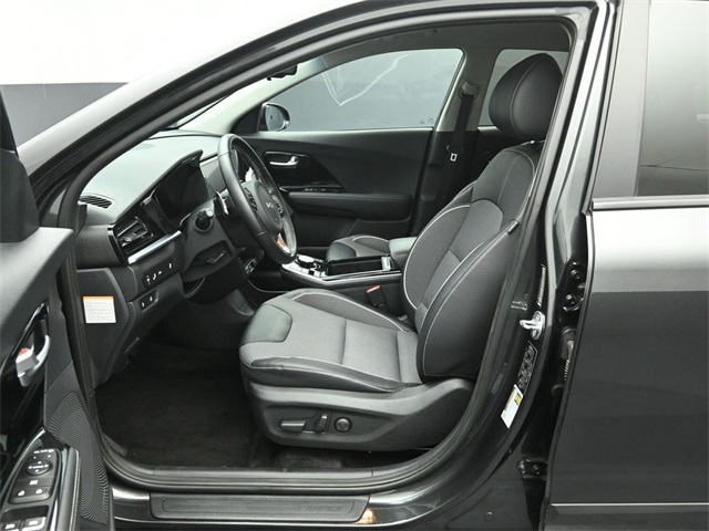2022 KIA NIRO - Image 10