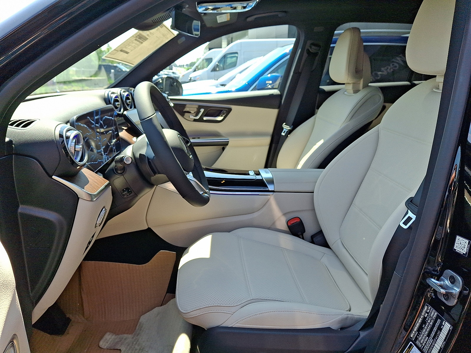 2026 Mercedes Benz GLC 300 4MATIC photo 12