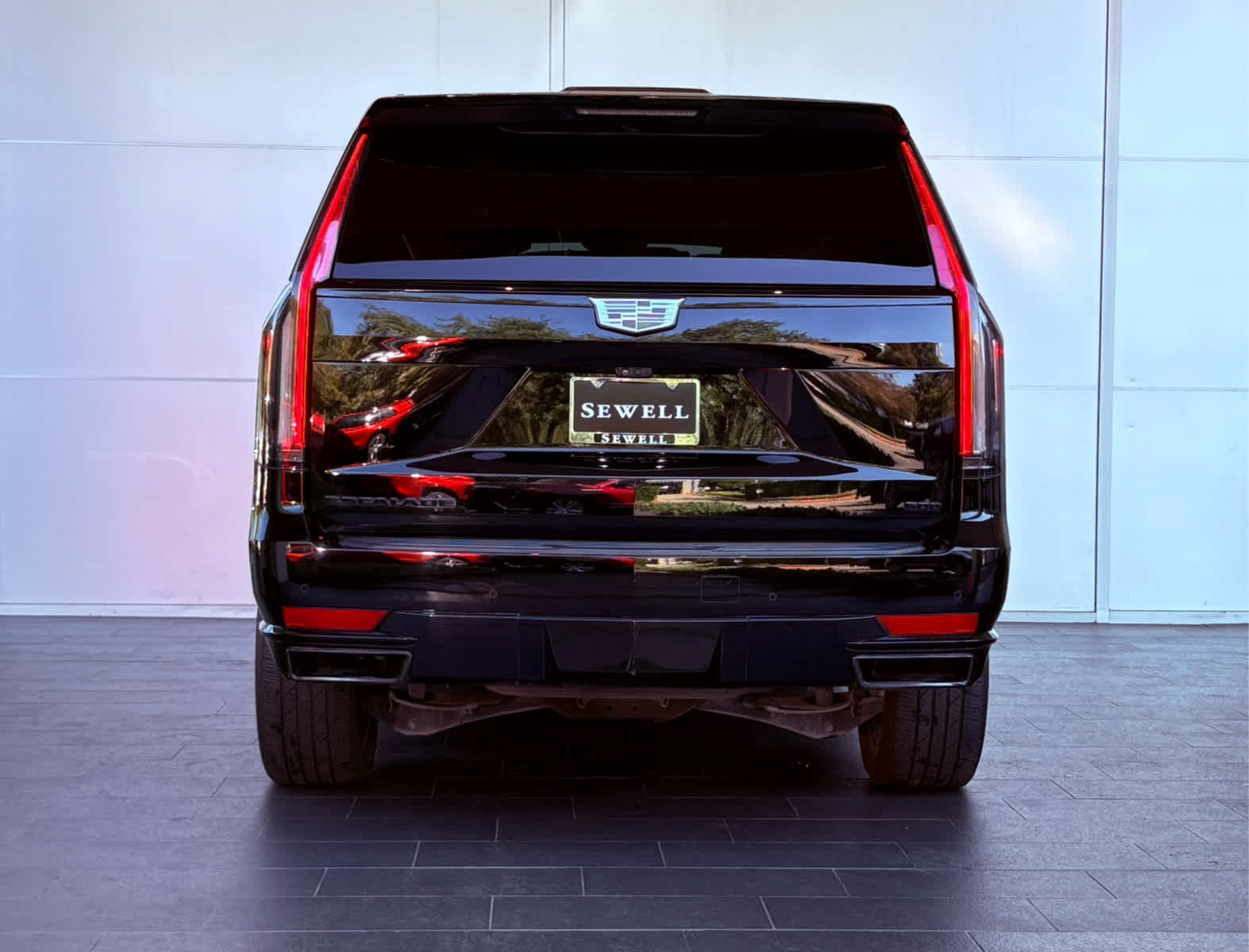 2021 Cadillac Escalade Sport photo 4