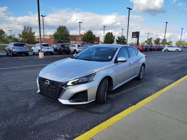 2023 Nissan Altima 2.5 SL photo 3