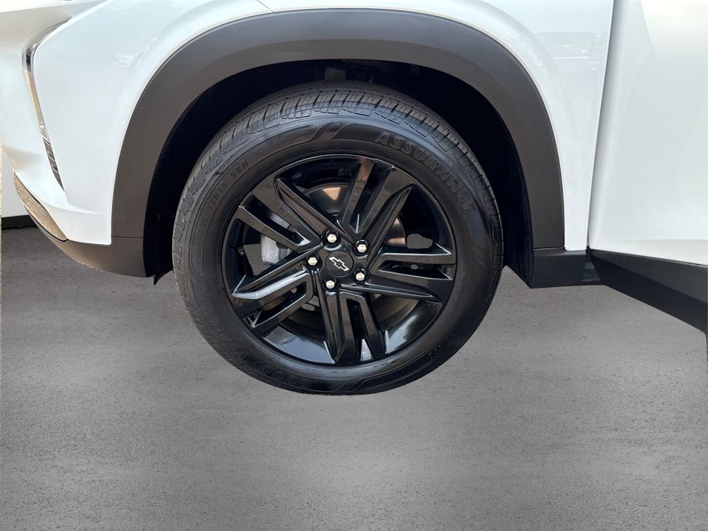 2024 Chevrolet Trax ACTIV photo 12